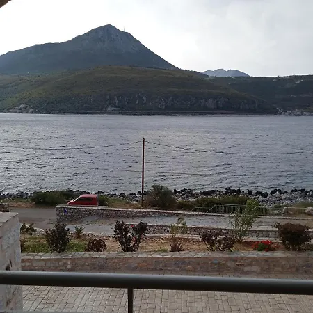 Apartament Mani Blue Oitylo