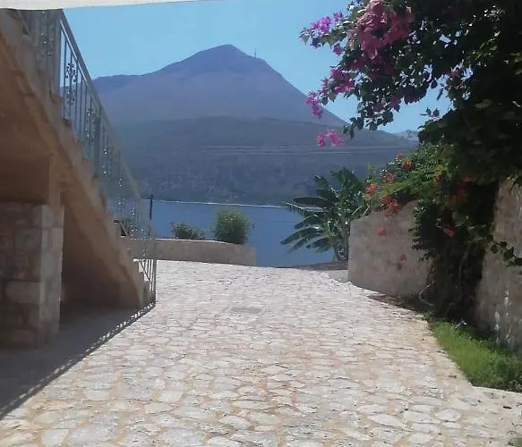 Mani Blue Lejlighed *